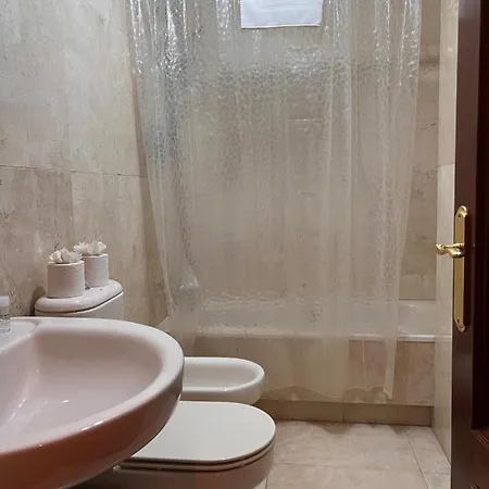 Primera Linea Playa Con Parking Apartment *